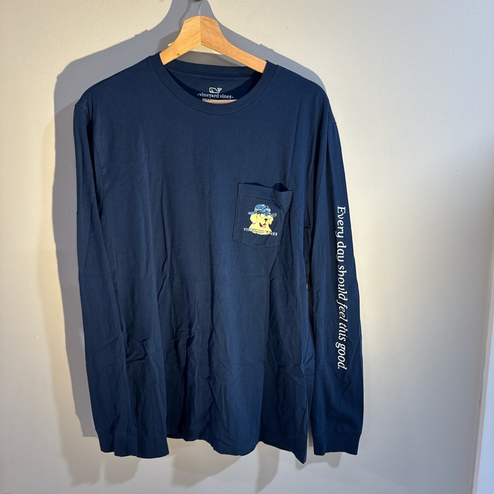 Vineyard Vines Navy Long Sleeve Tee with Graphic Pocket